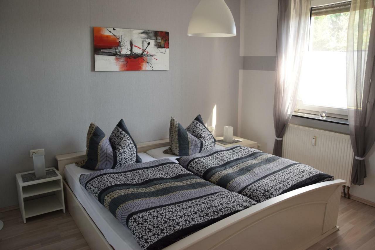 Moderne Und Sehr Gemuetliche Ferienwohnung Wattenbach Buitenkant foto